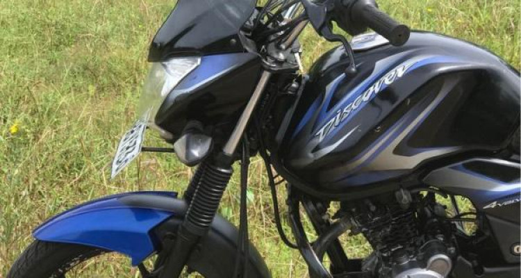 BAJAJ DISCOVER 2015