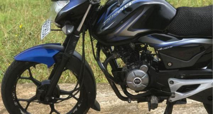 BAJAJ DISCOVER 2015