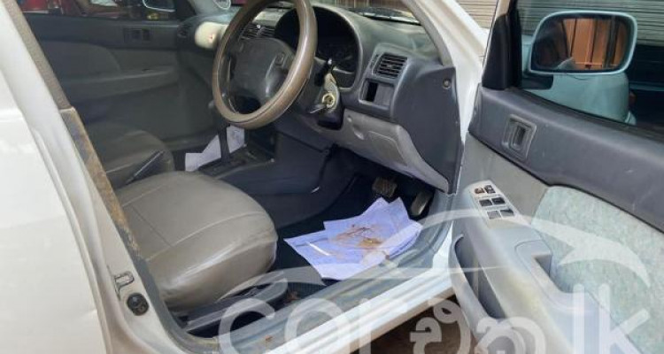 TOYOTA STARLET 1999