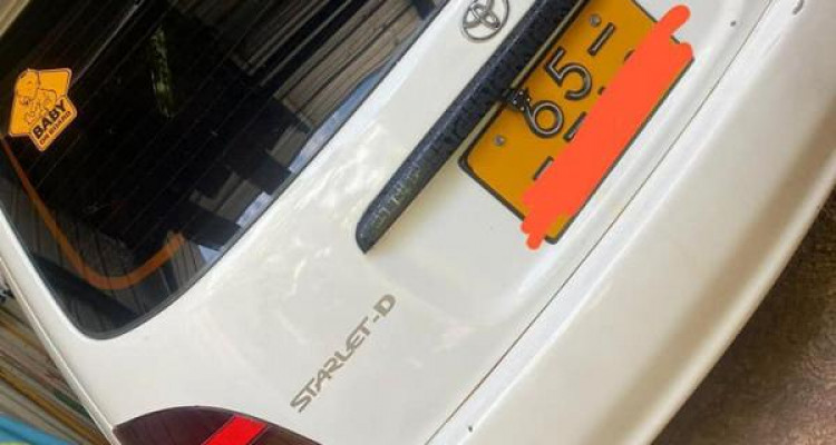 TOYOTA STARLET 1999