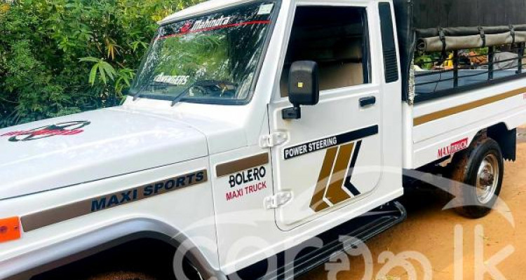 MAHINDRA BOLERO 2011