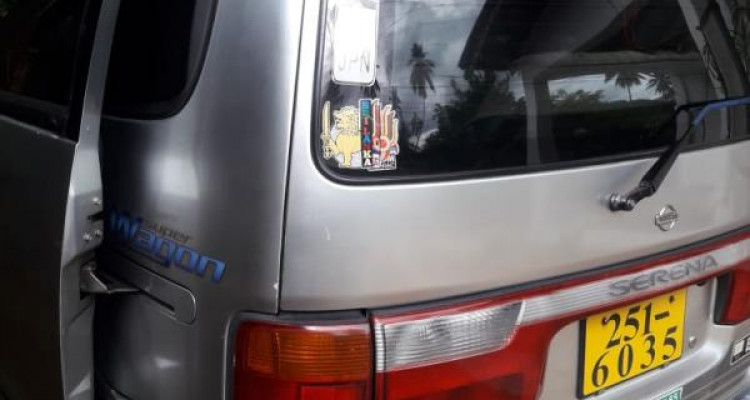 NISSAN SERENA 1994
