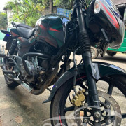 BAJAJ PULSAR 180 2017