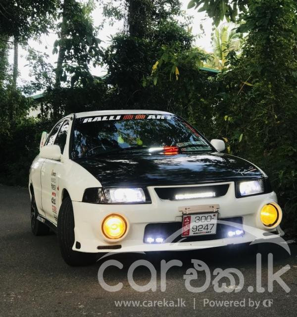 MITSUBISHI LANCER CK2 1999