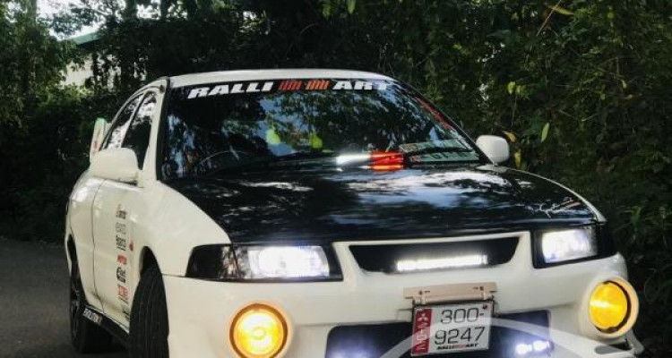 MITSUBISHI LANCER CK2 1999
