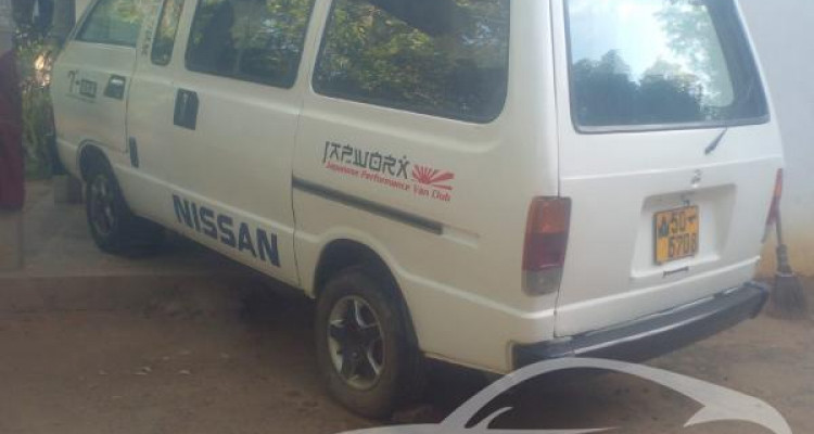 NISSAN VANETTE 1990