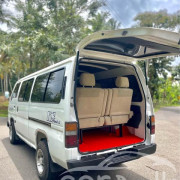 NISSAN CARAVAN 1993