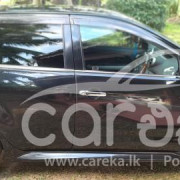 TOYOTA IST 2005