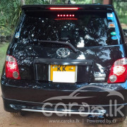 TOYOTA IST 2005