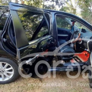 TOYOTA IST 2005