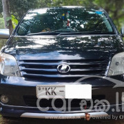 TOYOTA IST 2005
