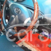 TOYOTA IST 2005