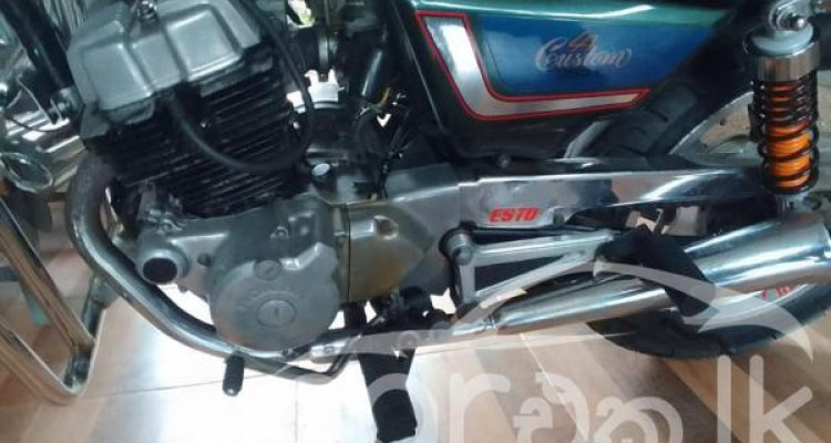 HONDA LA CUSTOM 250 2005