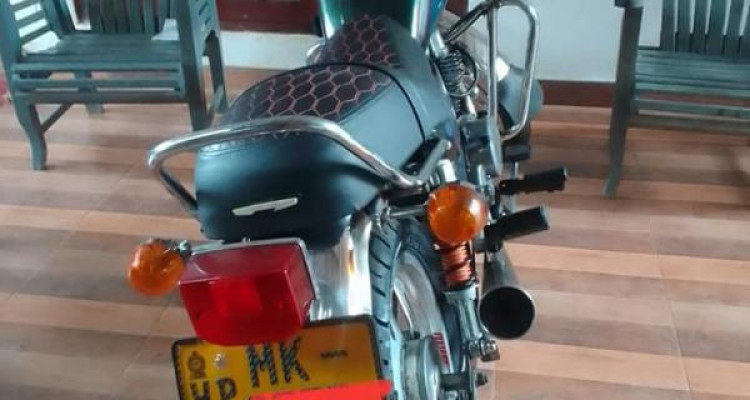 HONDA LA CUSTOM 250 2005