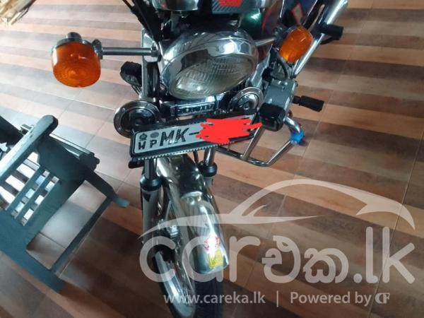 HONDA LA CUSTOM 250 2005