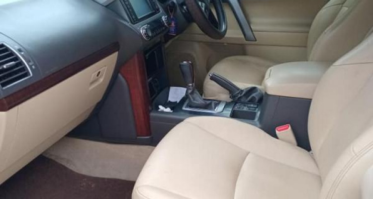 TOYOTA LAND CRUISER PRADO 2016