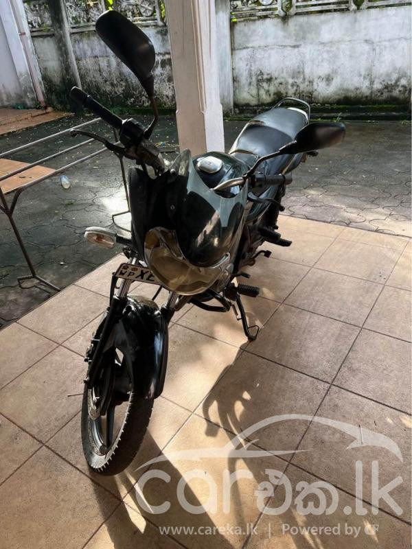 BAJAJ DISCOVER 150 2015