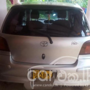 TOYOTA VITZ 2002