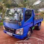 MITSUBISHI CANTER 2005