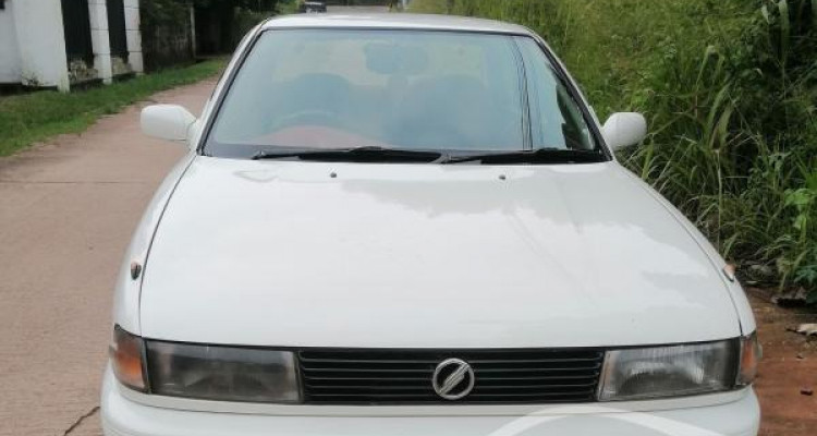 NISSAN DOCTOR SUNNY 1991