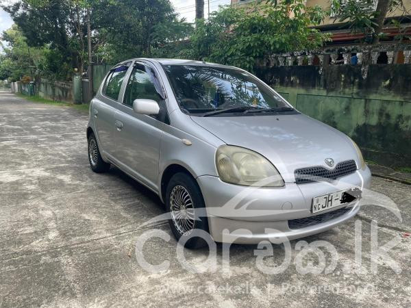 TOYOTA VITZ 2001
