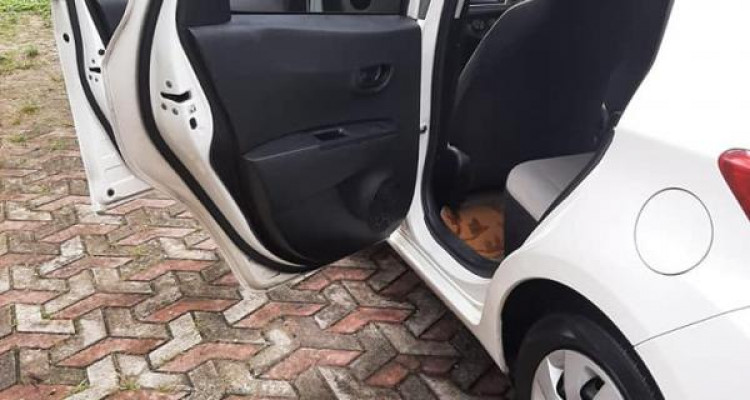 TOYOTA VITZ 2013