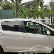 TOYOTA VITZ 2013