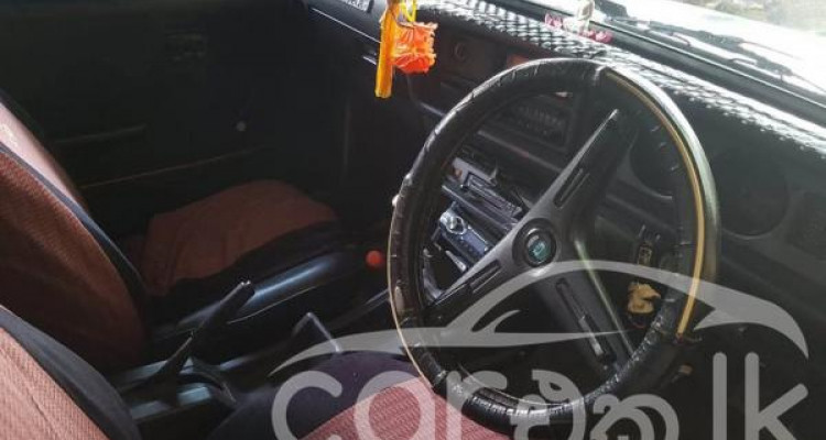 TOYOTA COROLLA 1976
