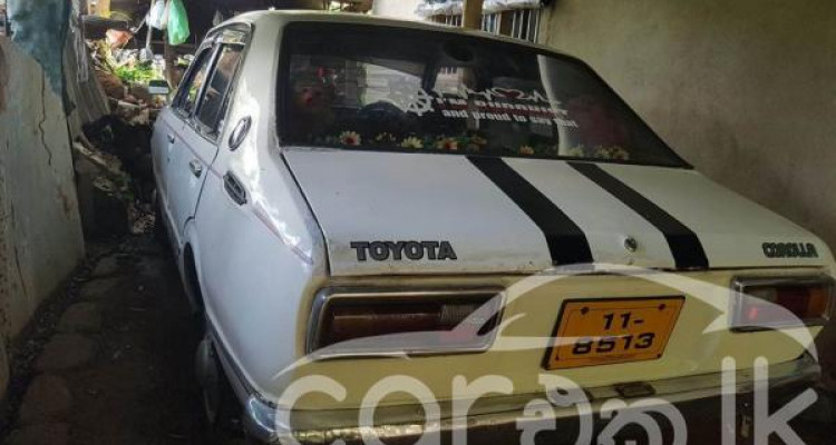 TOYOTA COROLLA 1976