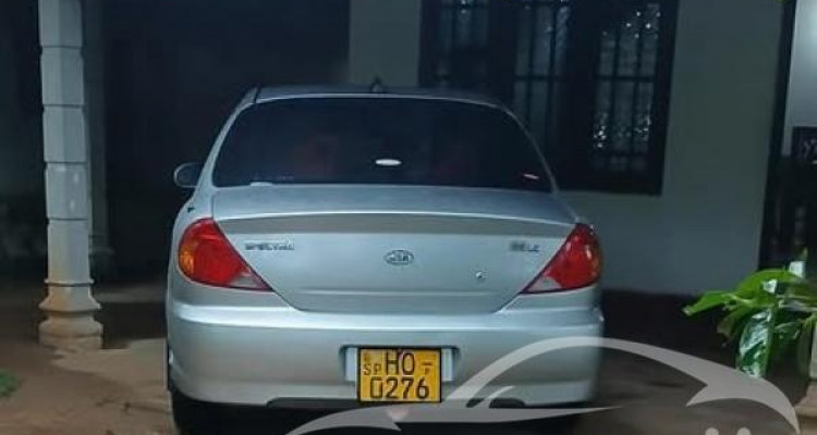 KIA SPECTRA 2001