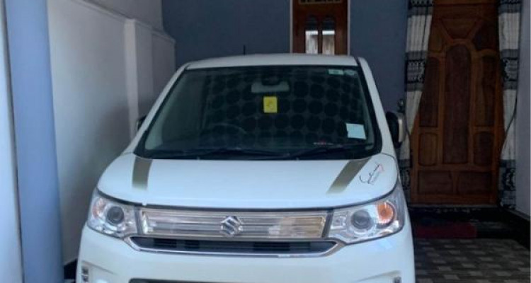 SUZUKI WAGON R STINGRAY 2015