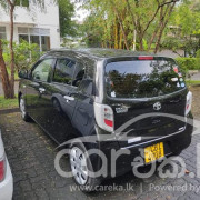 TOYOTA PIXIS 2016