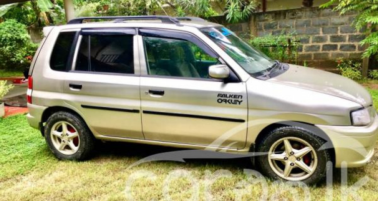 MAZDA DEMIO 1997