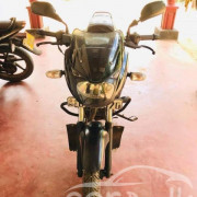 BAJAJ PULSAR 2017