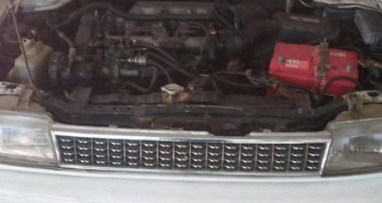 TOYOTA COROLLA 1990