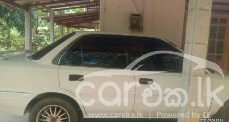 TOYOTA COROLLA 1990