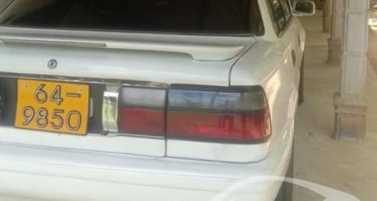 TOYOTA COROLLA 1990