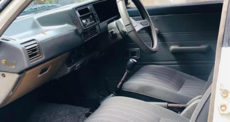 TOYOTA COROLLA KE74 1983