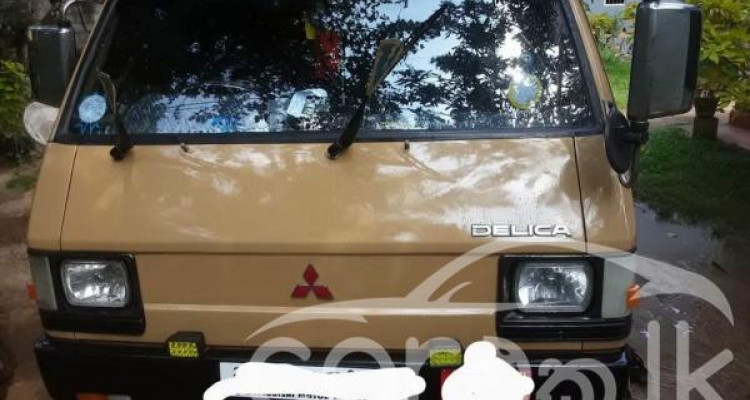 MITSUBISHI L300 1980