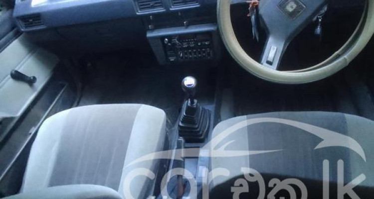 TOYOTA COROLLA AE81 1984