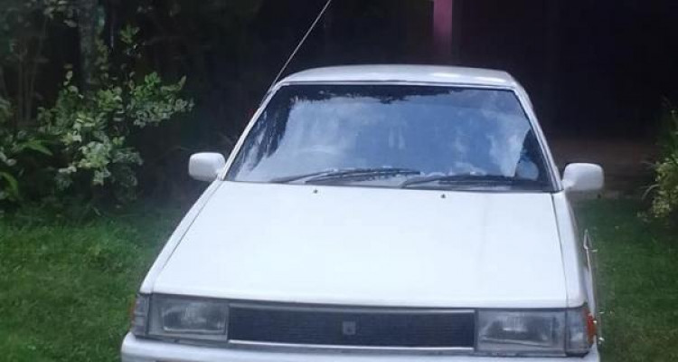 TOYOTA COROLLA AE81 1984