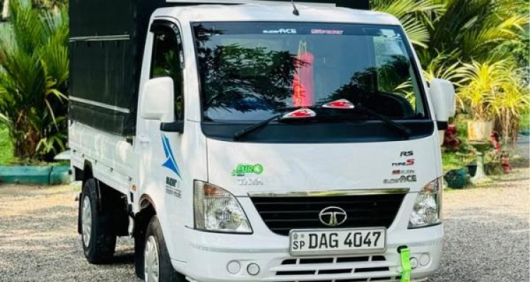 TATA SUPER ACE 2018