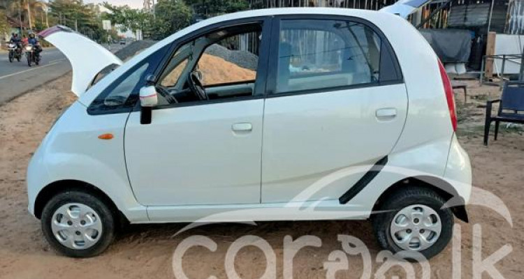 TATA NANO 2017