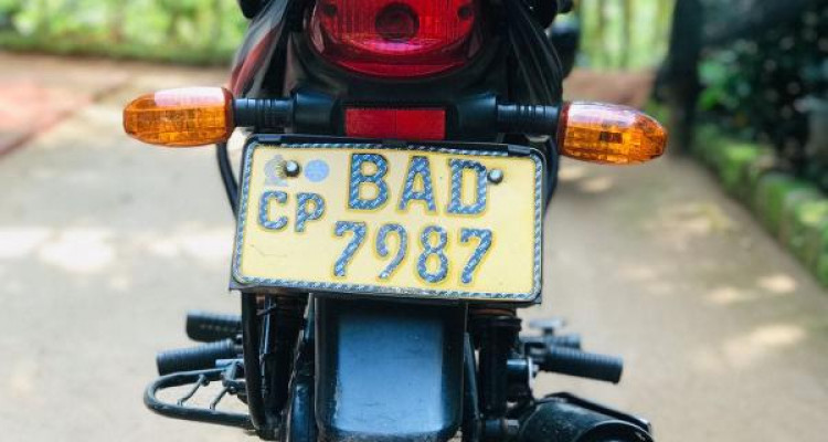 BAJAJ PLATINA 2012