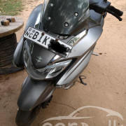 SUZUKI BURGMAN 2019