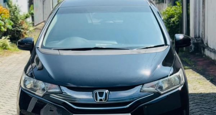 HONDA FIT GP5 2014