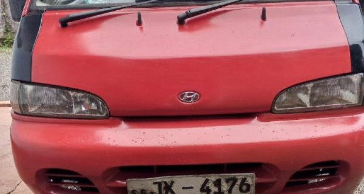 HYUNDAI H100 2000