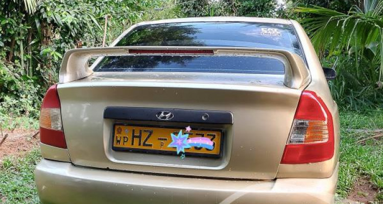 HYUNDAI ACCENT 2000