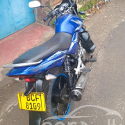 BAJAJ DISCOVER 2015