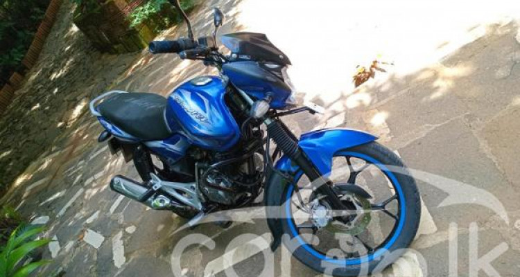 BAJAJ DISCOVER 2015